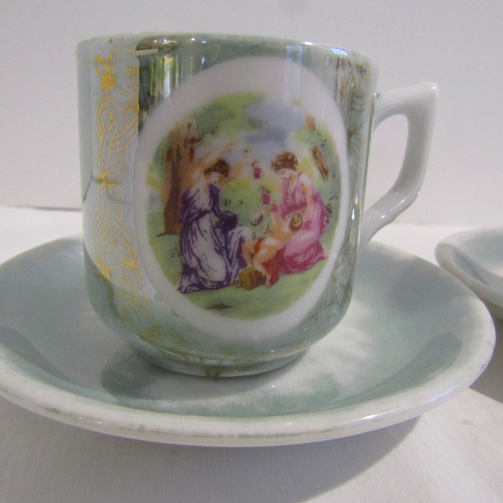 2 Sets Vintage Victorian Women Teacups and Saucers - Picture 6 of 12